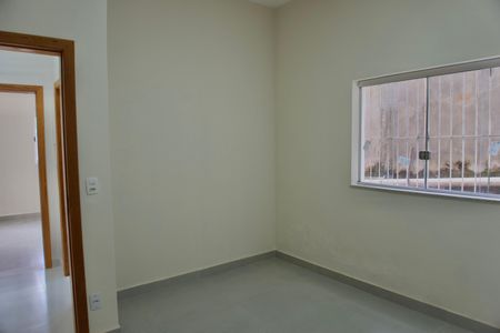 Casa para alugar com 80m², 3 quartos e 2 vagasQuarto 2