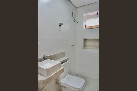 Casa para alugar com 80m², 3 quartos e 2 vagasBanheiro