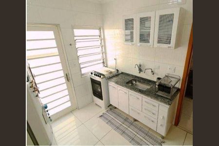 Casa à venda com 2 quartos, 174m² em Vila Lageado, São Paulo