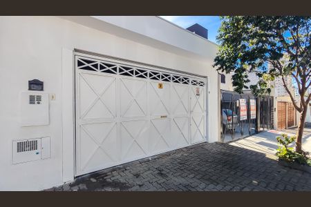 Casa para alugar com 80m², 2 quartos e 1 vagaFachada