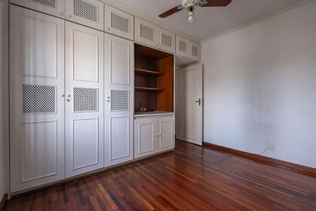 Apartamento à venda com 127m², 3 quartos e 2 vagasQuarto 2