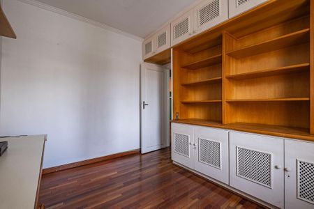Apartamento à venda com 127m², 3 quartos e 2 vagasQuarto 