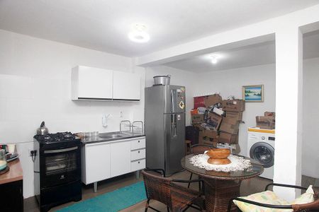 Casa à venda com 98m², 2 quartos e sem vagaEdícula - Sala / Cozinha