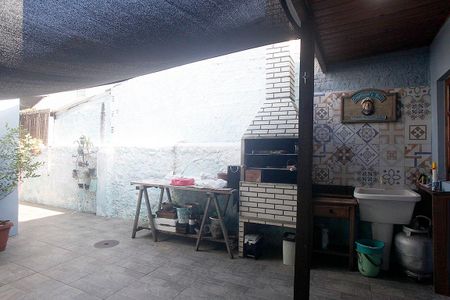 Casa à venda com 98m², 2 quartos e sem vagaPátio + Área de Serviço