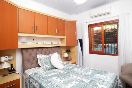 Quarto 1 de casa à venda com 2 quartos, 98m² em Santana, Porto Alegre