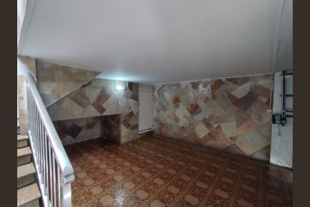 Garagem de casa à venda com 2 quartos, 150m² em Sacomã, São Paulo