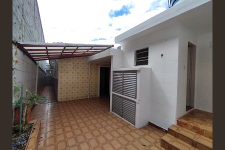 Casa à venda com 160m², 2 quartos e 1 vagaQuintal 