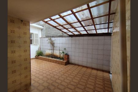 Casa à venda com 160m², 2 quartos e 1 vagaQuintal 
