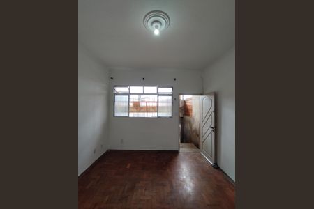 Casa à venda com 160m², 2 quartos e 1 vagaSala 