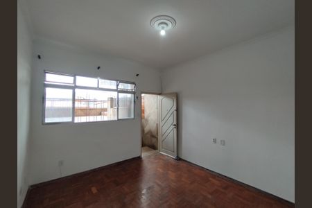 Casa à venda com 160m², 2 quartos e 1 vagaSala 