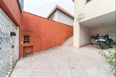 Casa à venda com 145m², 2 quartos e 2 vagasQuintal e Garagem