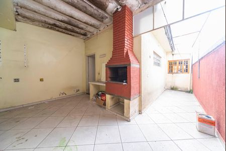 Casa à venda com 145m², 2 quartos e 2 vagasQuintal e Área Gourmet