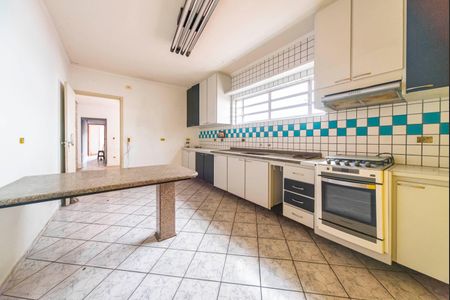Casa à venda com 145m², 2 quartos e 2 vagasCozinha 