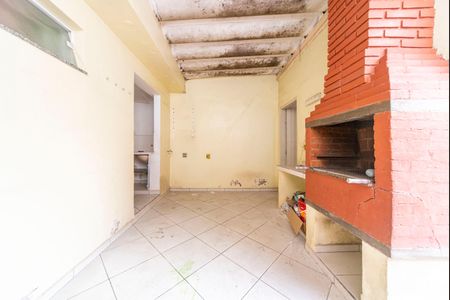 Casa à venda com 145m², 2 quartos e 2 vagasQuintal e Área Gourmet