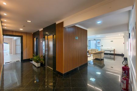 Apartamento para alugar com 86m², 2 quartos e 2 vagasHall social