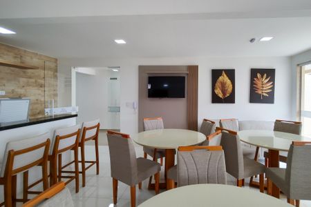 Apartamento para alugar com 86m², 2 quartos e 2 vagasÁrea comum - Salão de festas