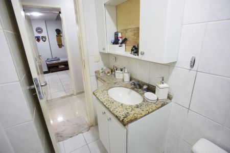 Apartamento à venda com 114m², 3 quartos e 1 vagaBanheiro Social
