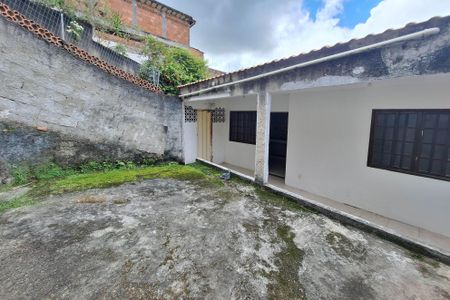 Casa à venda com 90m², 3 quartos e 1 vaga Casa à venda com 90m², 3 quartos e 1 vagaQuintal
