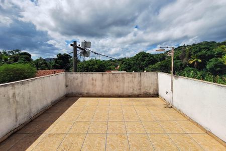 Casa à venda com 90m², 3 quartos e 1 vaga Casa à venda com 90m², 3 quartos e 1 vagaQuintal