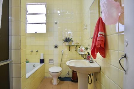 Apartamento à venda com 119m², 3 quartos e sem vagaBanheiro Social