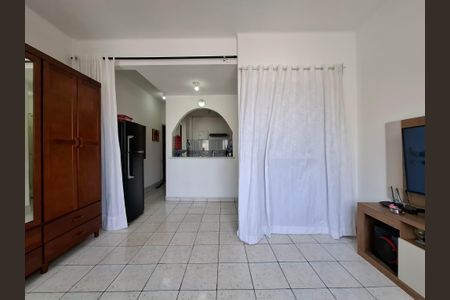 Sala/Quarto  de apartamento à venda com 1 quarto, 33m² em Centro, Rio de Janeiro