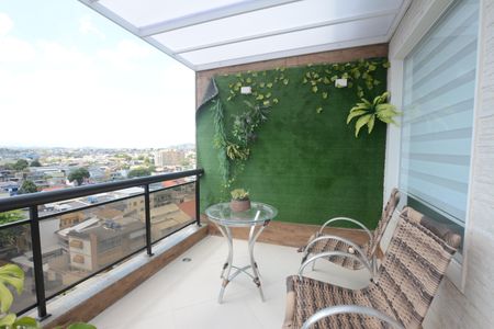 Apartamento à venda com 300m², 4 quartos e 2 vagasVaranda goumert