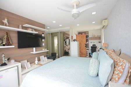 Apartamento à venda com 300m², 4 quartos e 2 vagasQuarto 4 Suite