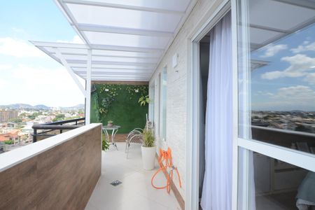 Apartamento à venda com 300m², 4 quartos e 2 vagasVaranda goumert