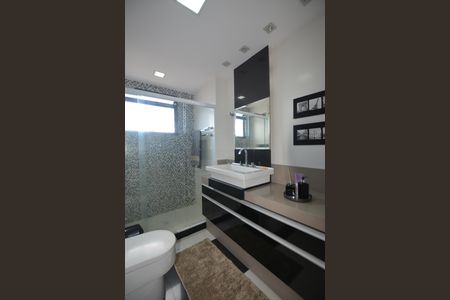 Apartamento à venda com 300m², 4 quartos e 2 vagasBanheiro social