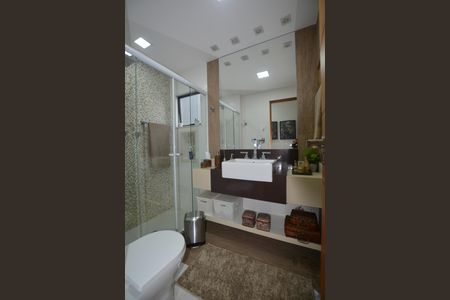 Apartamento à venda com 300m², 4 quartos e 2 vagasBanheiro da Suíte 