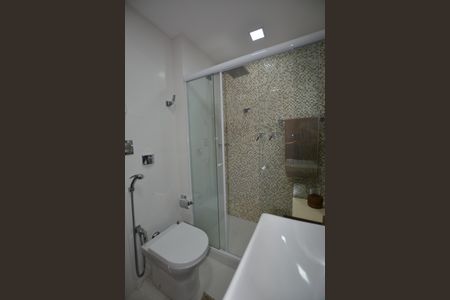 Apartamento à venda com 300m², 4 quartos e 2 vagasBanheiro da Suíte 