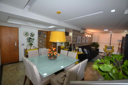 Apartamento à venda com 300m², 4 quartos e 2 vagasSala de Jantar