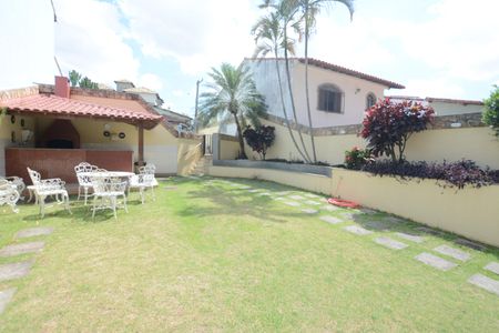 Apartamento à venda com 300m², 4 quartos e 2 vagasÁrea comum - Churrasqueira