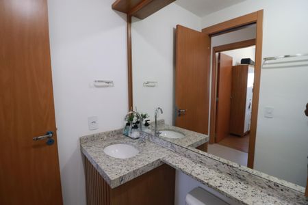 Casa para alugar com 59m², 2 quartos e 1 vagaBanheiro 