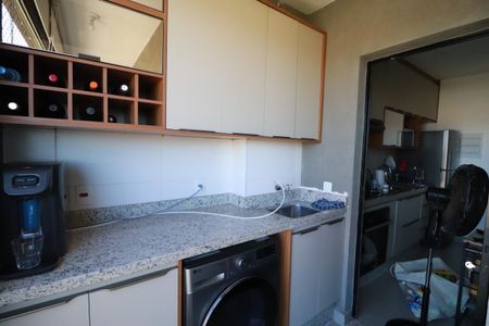 Casa para alugar com 59m², 2 quartos e 1 vagaVaranda/ area de serviço