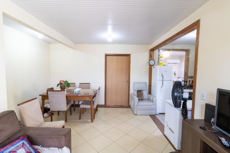 Casa à venda com 145m², 3 quartos e 2 vagasSala