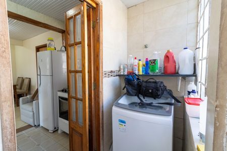 Casa à venda com 145m², 3 quartos e 2 vagasÁrea de Serviço
