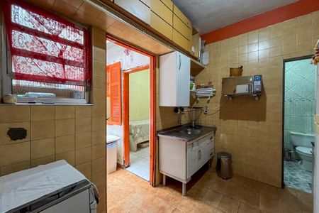 Casa à venda com 174m², 4 quartos e sem vaga Casa à venda com 174m², 4 quartos e sem vagaCozinha