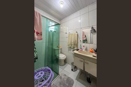 Casa à venda com 174m², 4 quartos e sem vaga Casa à venda com 174m², 4 quartos e sem vagaBanheiro da Suíte