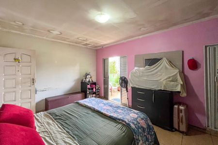 Casa à venda com 174m², 4 quartos e sem vaga Casa à venda com 174m², 4 quartos e sem vagaSuite