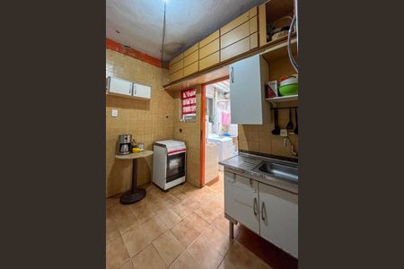 Casa à venda com 174m², 4 quartos e sem vaga Casa à venda com 174m², 4 quartos e sem vagaCozinha