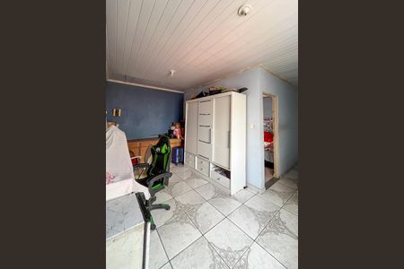 Casa à venda com 174m², 4 quartos e sem vaga Casa à venda com 174m², 4 quartos e sem vagaEscritório