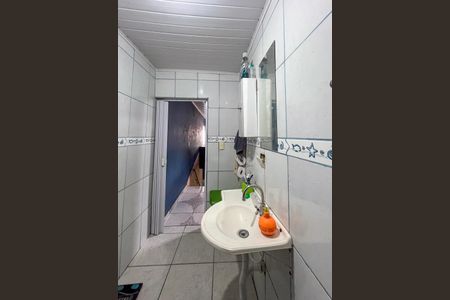 Casa à venda com 174m², 4 quartos e sem vaga Casa à venda com 174m², 4 quartos e sem vagaBanheiro social