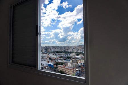 Apartamento para alugar com 60m², 2 quartos e 2 vagas Apartamento para alugar com 60m², 2 quartos e 2 vagasQuarto 2 - Janela