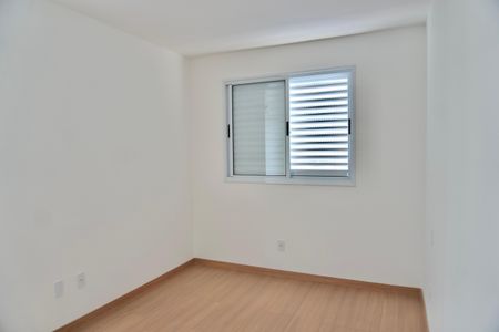 Apartamento para alugar com 60m², 2 quartos e 2 vagas Apartamento para alugar com 60m², 2 quartos e 2 vagasQuarto 2