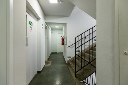 Apartamento à venda com 39m², 1 quarto e sem vagaHall de Elevador