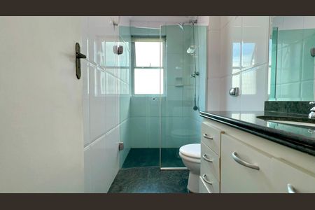 Apartamento à venda com 150m², 3 quartos e 2 vagas Apartamento à venda com 150m², 3 quartos e 2 vagasBanheiro