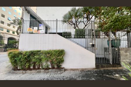 Apartamento à venda com 150m², 3 quartos e 2 vagas Apartamento à venda com 150m², 3 quartos e 2 vagasFachada