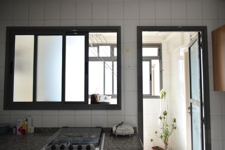 Apartamento à venda com 107m², 3 quartos e 2 vagasCozinha