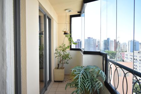 Apartamento à venda com 107m², 3 quartos e 2 vagasSacada
